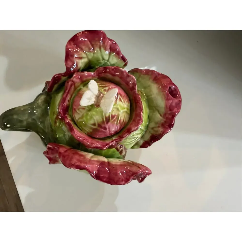 Ubranded vintage majolica